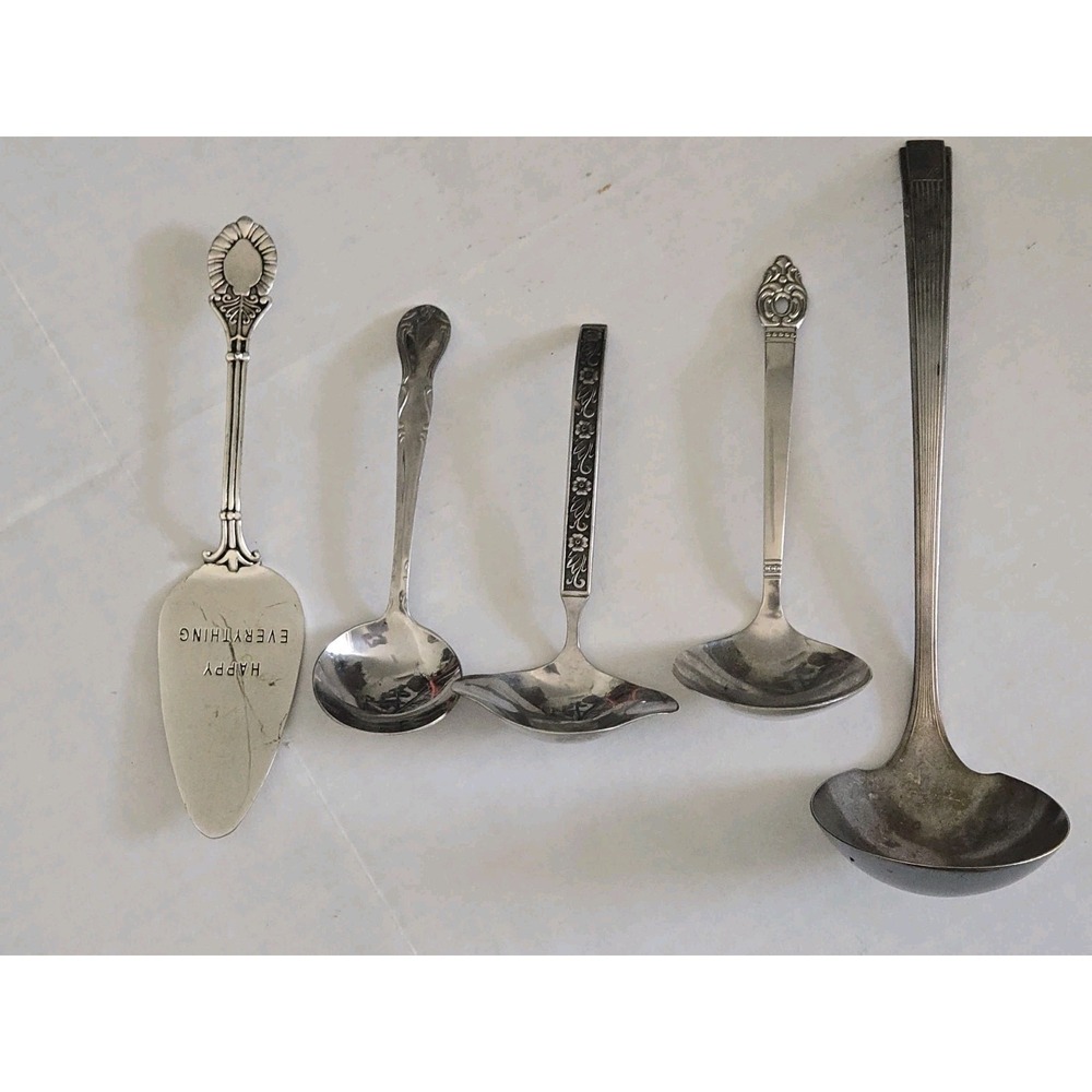 Vintage Lot Of 4 Mixed Pattern Gravy Sauce Ladles Spoons 1 Pie Server Happy Ever